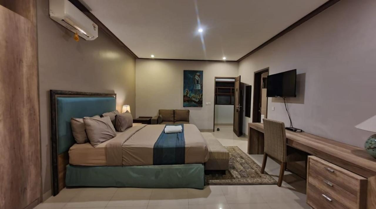 Puri Sabina Bed & Breakfast Jimbaran Εξωτερικό φωτογραφία